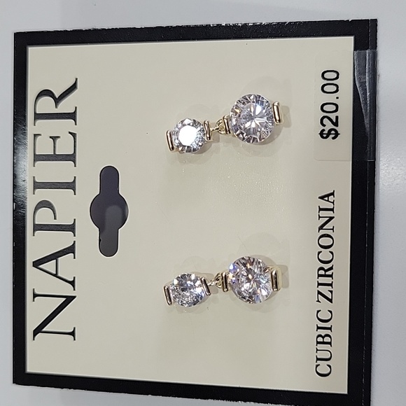 EARRING dangle silver color cubic zirconia NAPIER - Picture 3 of 7